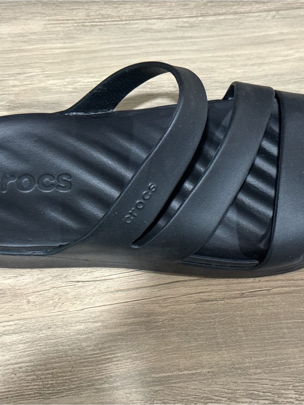 NIB CROCS Getaway Strappy Slide Sandals, 8W - Picture 3 of 7